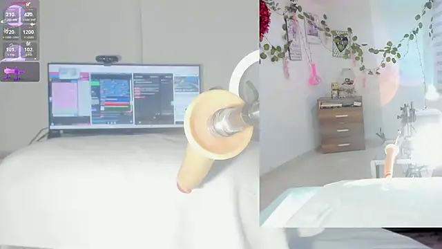 sofi velez online show from December 16, 2025, 5:06 pm