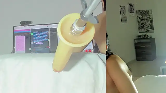 sofi velez online show from June 3, 2026, 5:28 pm
