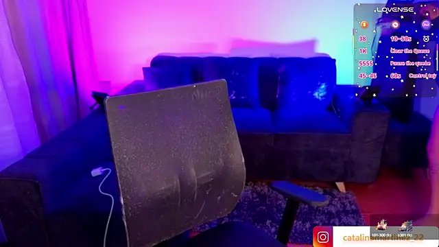 Catalinaa martinez online show from December 16, 2025, 11:42 pm