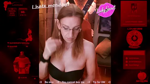 Snapshot of VickySecret_de chatting on November 24, 2025, 11:05 pm VickySecret de online show from November 24, 2025, 11:05 pm