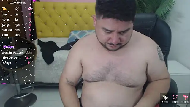 Snapshot of oso_dirty_ chatting on February 22, 2025, 5:35 pm oso dirty  online show from February 22, 2025, 5:35 pm