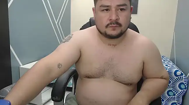 Snapshot of oso_dirty_ chatting on March 20, 2025, 5:36 pm oso dirty  online show from March 20, 2025, 5:36 pm