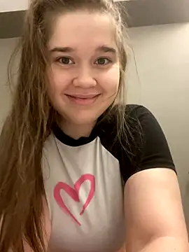 HornyGirlH online show from December 21, 2025, 1:08 am