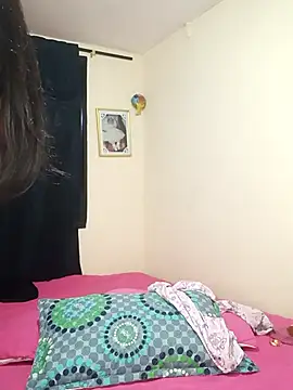 Snapshot of iamemmablake chatting on September 19, 2025, 12:36 am iamemmablake online show from September 19, 2025, 12:36 am