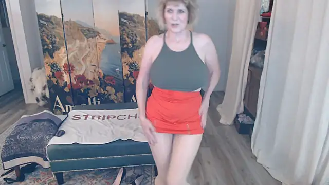 SindeeDix online show from June 29, 2026, 11:04 pm