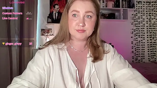 ollydoll92 online show from July 5, 2026, 3:41 pm