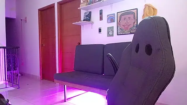 Snapshot of harry_reems1 chatting on February 21, 2026, 8:38 am harry reems1 online show from February 21, 2026, 8:38 am