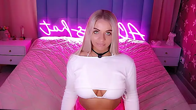 AllwaysHotJ online show from March 27, 2026, 1:58 am