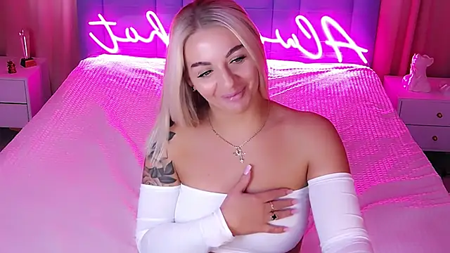 AllwaysHotJ online show from October 15, 2025, 2:10 am