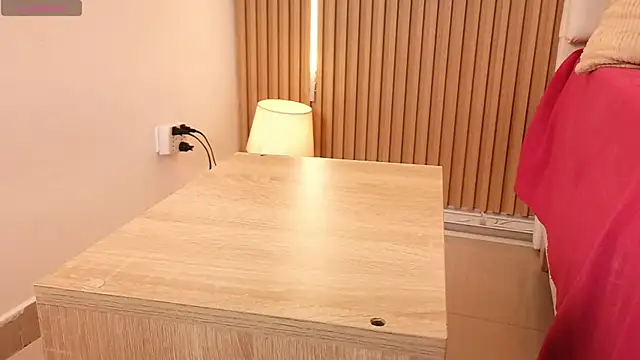 KimSensual  online show from April 13, 2026, 12:42 pm