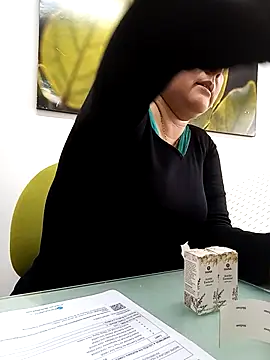 Snapshot of Gatubela212 chatting on September 8, 2025, 2:49 pm Gatubela212 online show from September 8, 2025, 2:49 pm