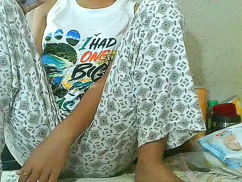 Snapshot of PinaySkinnyGirl chatting on June 28, 2026, 10:27 pm PinaySkinnyGirl online show from June 28, 2026, 10:27 pm