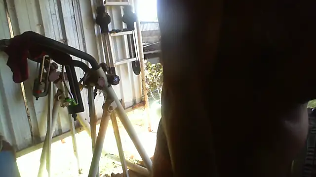 Snapshot of herbie010666 chatting on April 25, 2026, 4:59 am herbie010666 online show from April 25, 2026, 4:59 am
