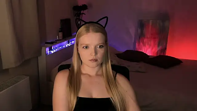 Snapshot of Ssweet_annie chatting on May 27, 2026, 6:48 pm Ssweet annie online show from May 27, 2026, 6:48 pm