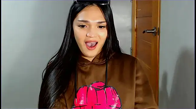 WONDERWOMAN2023 online show from February 24, 2025, 2:19 am