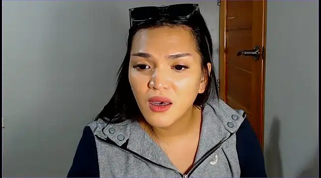 WONDERWOMAN2023 online show from February 24, 2025, 5:22 am