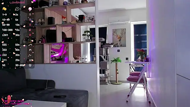 Snapshot of _alleyesonme_ chatting on March 7, 2025, 1:51 pm alleyesonme online show from March 7, 2025, 1:51 pm