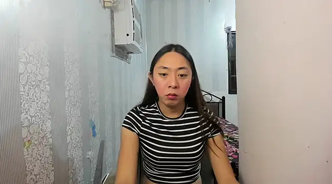 ErikaJayne4u online show from March 20, 2025, 5:02 am