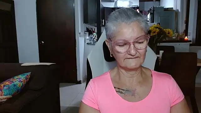 bety-cum2 online show from February 20, 2026, 10:06 am