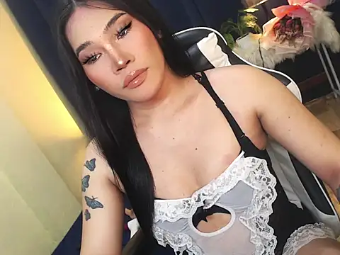 Ur Fantastic Lina online show from October 26, 2025, 4:40 pm