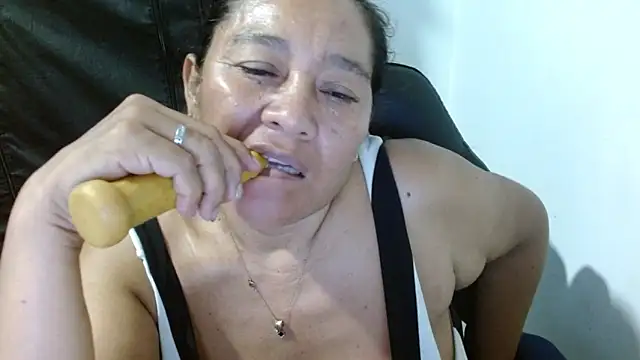 katia mature online show from November 14, 2025, 7:12 am