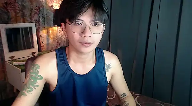 Sexy Handsome Drex online show from January 21, 2025, 9:35 am