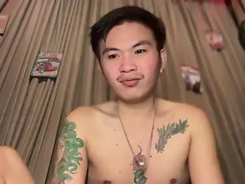 Snapshot of Sexy_Handsome_Drex chatting on June 29, 2026, 2:28 pm Sexy Handsome Drex online show from June 29, 2026, 2:28 pm