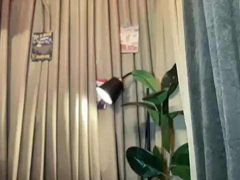 Sexy Handsome Drex online show from April 23, 2026, 1:13 pm