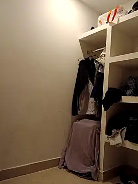 fabiansitox online show from April 19, 2026, 4:02 am