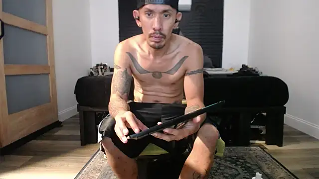 inc25cbxh online show from March 19, 2026, 7:52 am