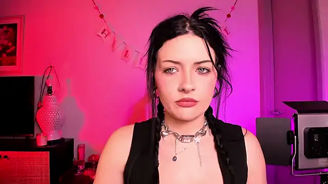 MelroseStrip online show from January 15, 2026, 9:29 pm