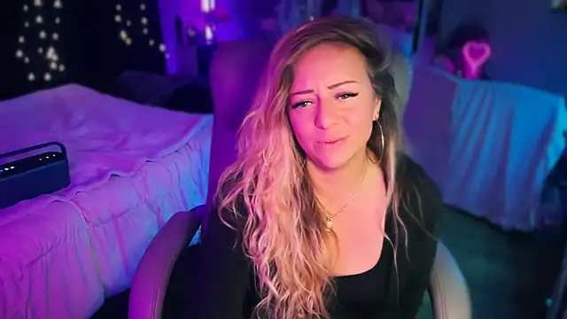 sage love online show from April 11, 2026, 12:40 am