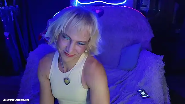 Snapshot of Alexa_Cosmic chatting on July 18, 2026, 1:36 am Alexa Cosmic online show from July 18, 2026, 1:36 am