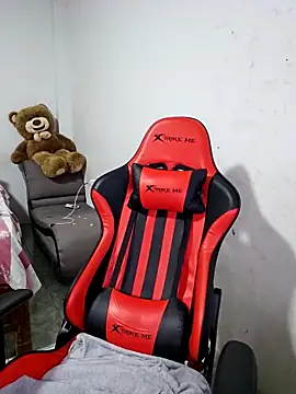 Snapshot of Mary_pinkish chatting on November 13, 2025, 12:14 am Mary pinkish online show from November 13, 2025, 12:14 am