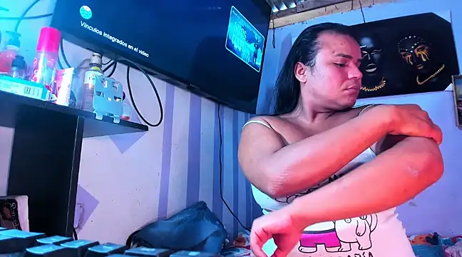 Snapshot of luciana_osorno chatting on February 15, 2025, 10:31 pm luciana osorno online show from February 15, 2025, 10:31 pm