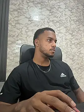Snapshot of Sandro_xxx chatting on October 24, 2025, 12:26 pm Sandro xxx online show from October 24, 2025, 12:26 pm
