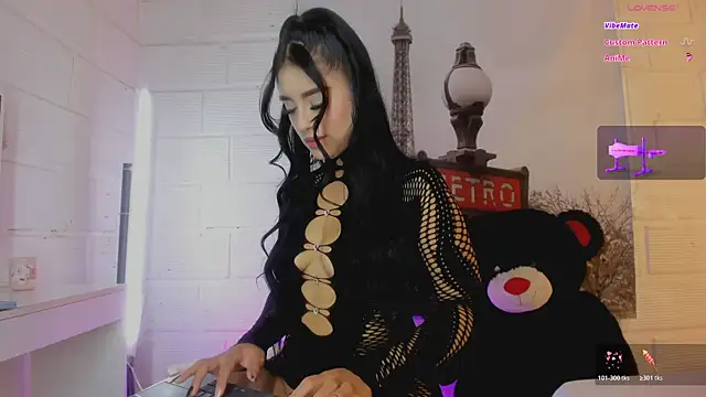 Victoria adaams online show from May 20, 2026, 2:25 pm
