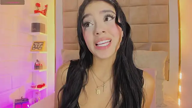 Victoria adaams online show from April 3, 2026, 11:27 am