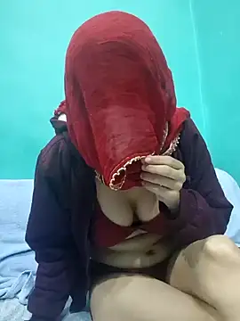 Snapshot of Bully3221 chatting on September 8, 2025, 4:28 pm Bully3221 online show from September 8, 2025, 4:28 pm