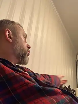 Snapshot of GHsveter chatting on January 29, 2025, 9:17 pm GHsveter online show from January 29, 2025, 9:17 pm