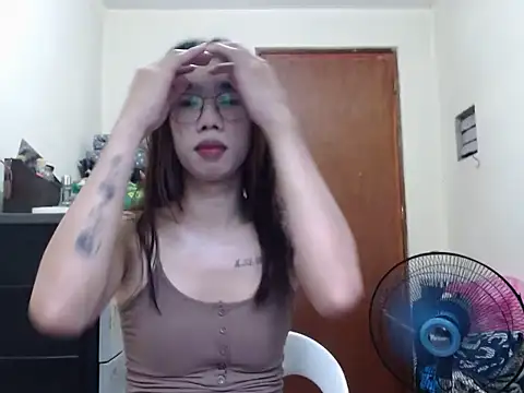 Snapshot of AsianFuckBuddies chatting on October 23, 2025, 3:05 am AsianFuckBuddies online show from October 23, 2025, 3:05 am