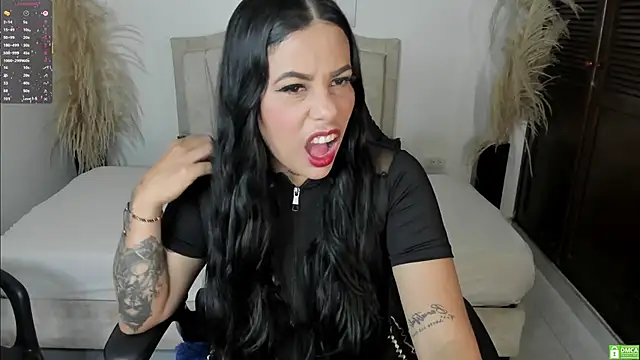 Snapshot of Bianka_olivetto021 chatting on June 11, 2026, 4:20 am Bianka olivetto021 online show from June 11, 2026, 4:20 am