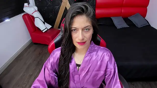 Snapshot of AnnyMilet_ chatting on May 28, 2026, 2:12 pm AnnyMilet online show from May 28, 2026, 2:12 pm