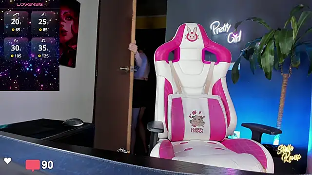 Snapshot of stelleknox_ chatting on March 14, 2025, 11:00 pm stelleknox online show from March 14, 2025, 11:00 pm