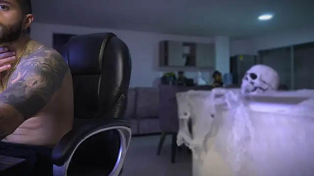 Frank Farrell online show from October 22, 2025, 3:50 am