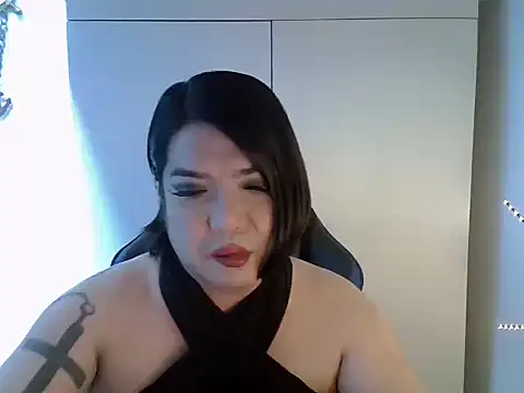 Snapshot of StrawberryWine07 chatting on January 22, 2025, 3:20 am StrawberryWine07 online show from January 22, 2025, 3:20 am