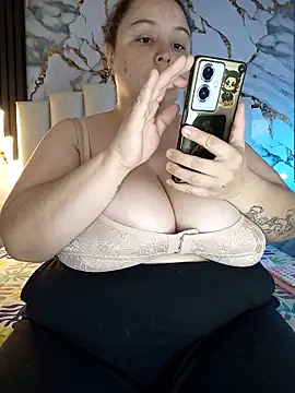 Snapshot of mollieblue69 chatting on February 25, 2026, 1:11 pm mollieblue69 online show from February 25, 2026, 1:11 pm