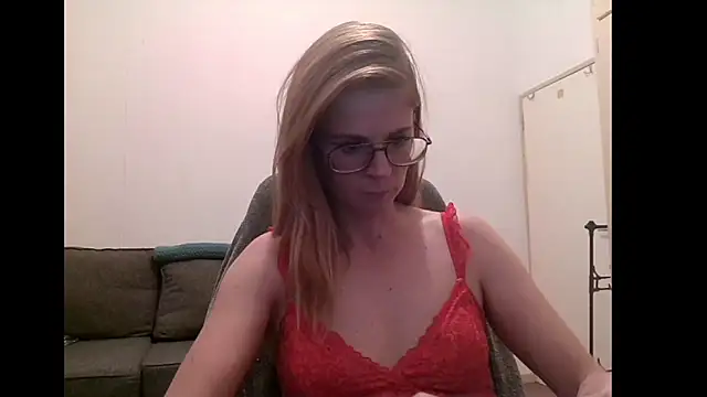 Snapshot of SavannaGirly chatting on September 16, 2025, 6:53 pm SavannaGirly online show from September 16, 2025, 6:53 pm