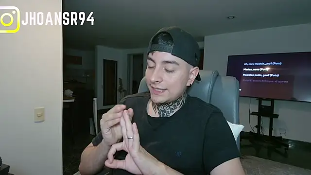 Jhoan saenz online show from May 31, 2026, 2:39 am