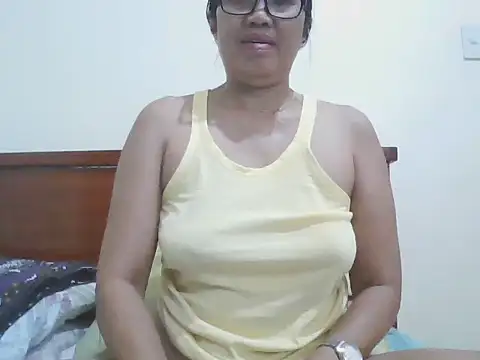 ASIANFUL online show from March 11, 2026, 1:54 am